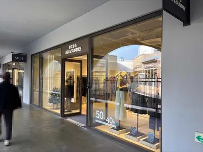 BCBG올앤썬드리 롯데프리미엄아울렛 동부산점