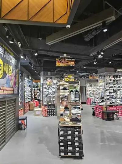ABC마트 롯데프리미엄아울렛 동부산점
